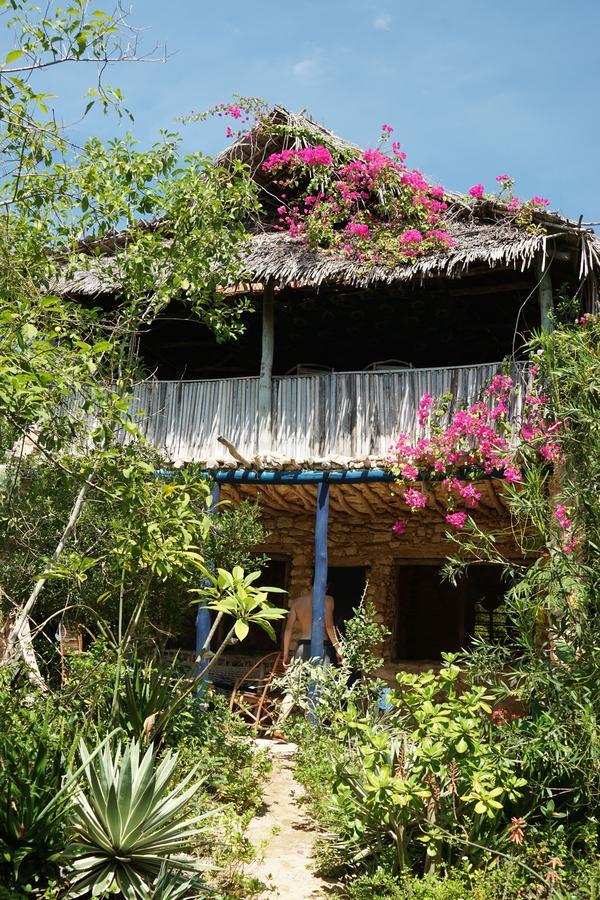 Blue Monkey Beach Cottages Shimoni Exterior foto